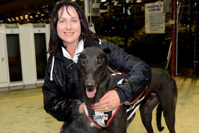 Kennel feature double as Cup Night Sprint goes to Both Sides Now | GRV